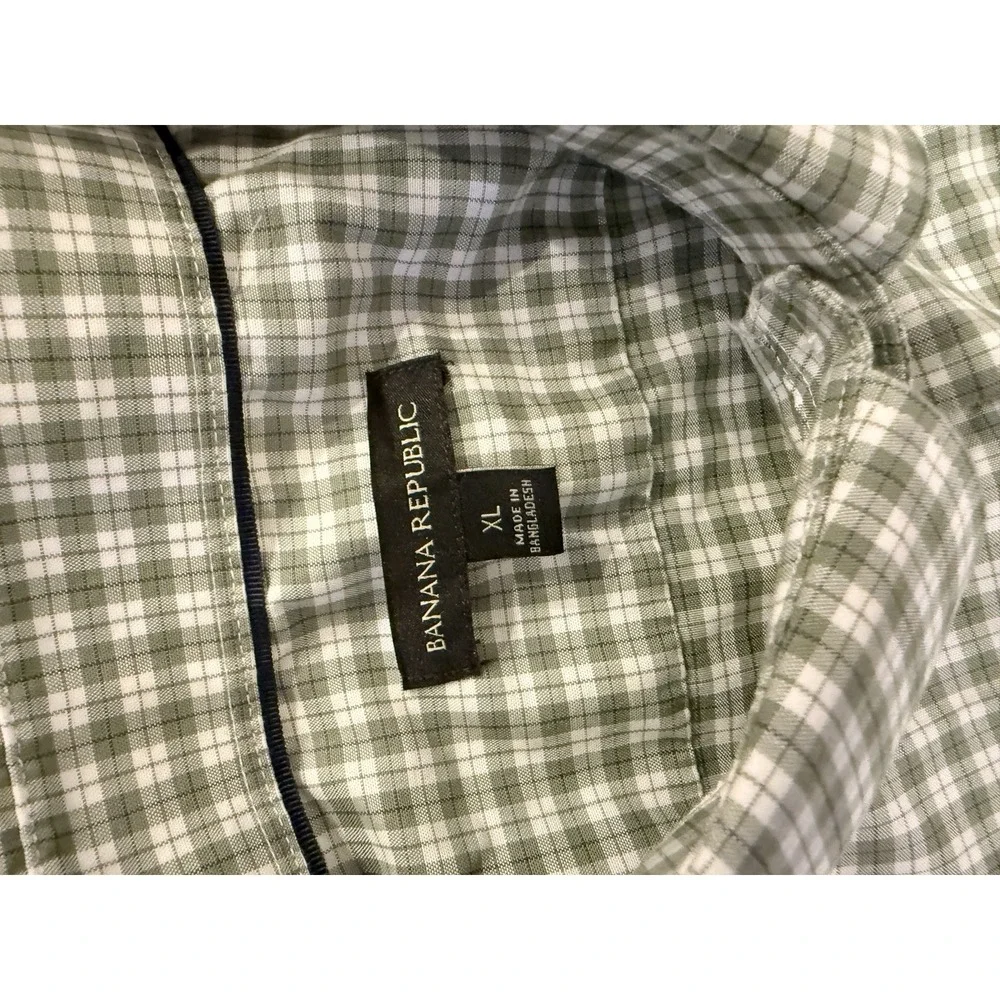 Banana Republic Men's XL Green Check Plaid Long Sleeve Button Up Shirt